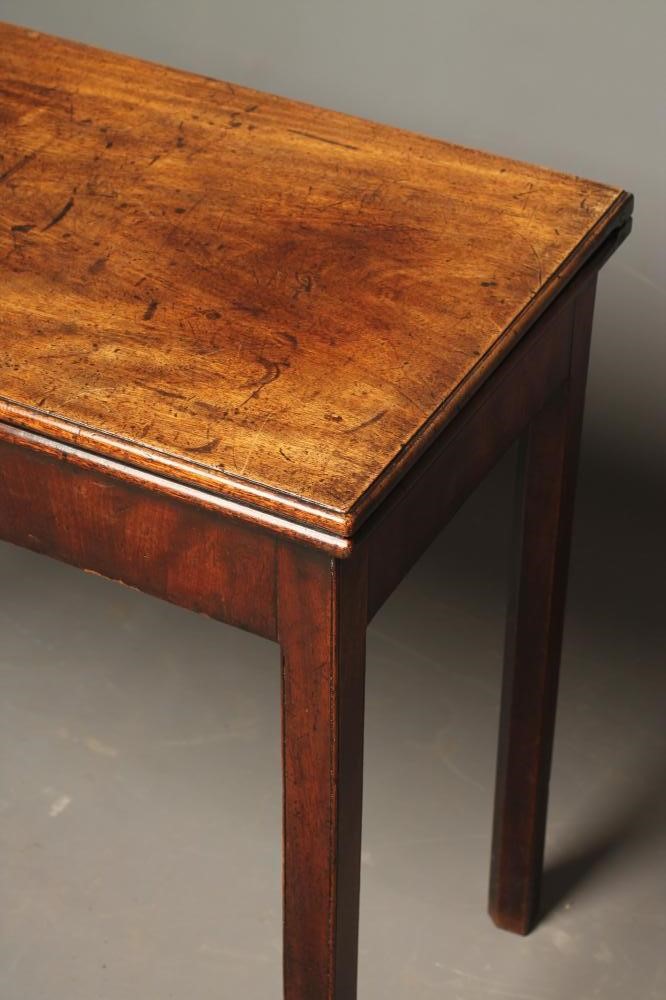 A GEORGIAN MAHOGANY CARD TABLE Image