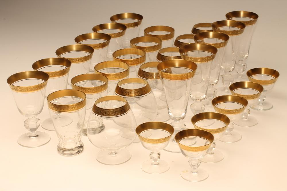 A ST. LOUIS STYLE GLASS TABLE SUITE for six place settings Image