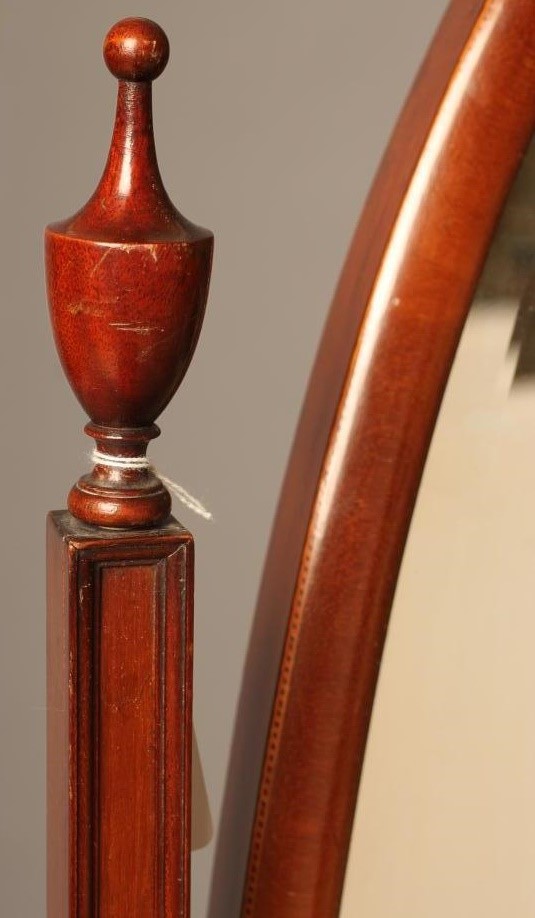 AN EDWARDIAN MAHOGANY CHEVAL MIRROR Image