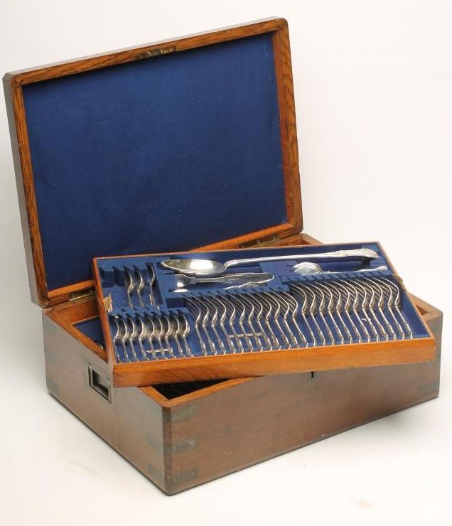 AN EPNS TABLE SERVICE Image