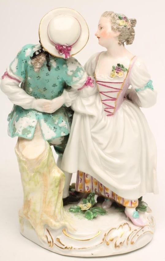 A MEISSEN PORCELAIN FIGURE GROUP Image