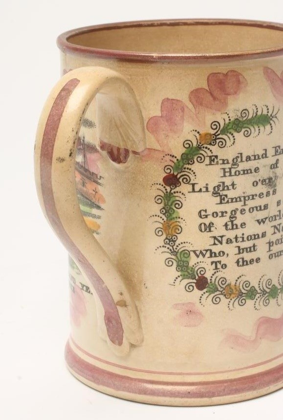 AN EARLY VICTORIAN SUNDERLAND LUSTRE POTTERY FROG MUG of cylindrical form Image