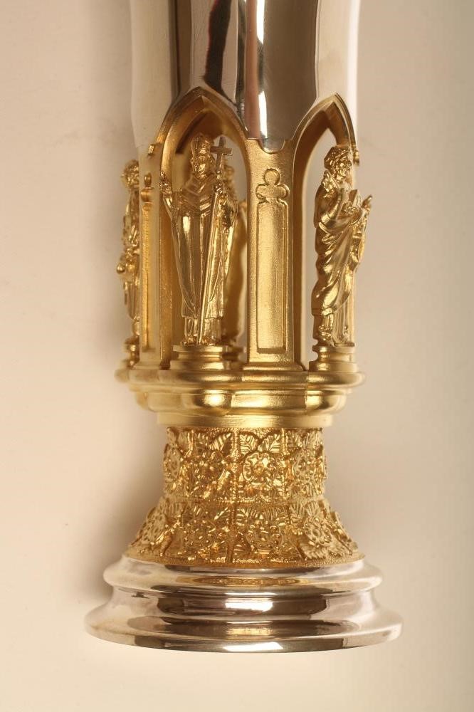 A RIPON CATHEDRAL SILVER GOBLET Image