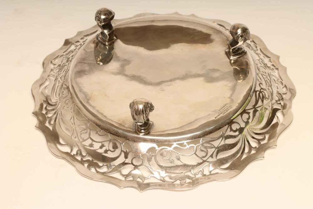 A LATE VICTORIAN SILVER DISH Image