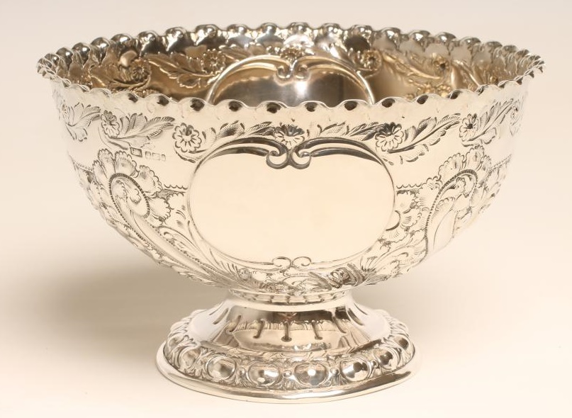 A LATE VICTORIAN SILVER PEDESTAL ROSE BOWL Image