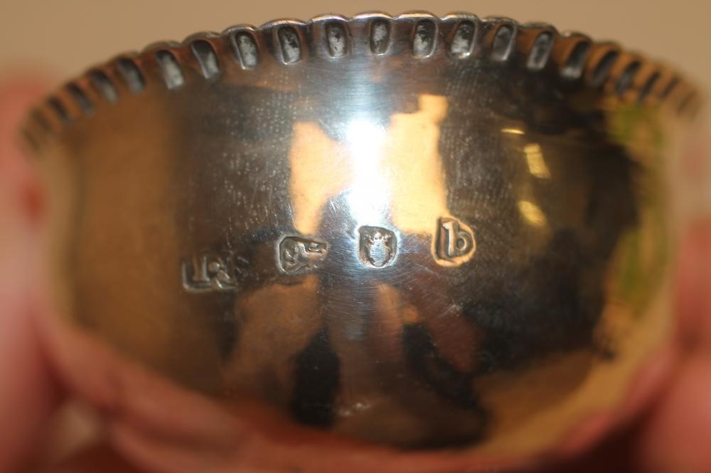 A GEORGE III SILVER PAP BOAT Image