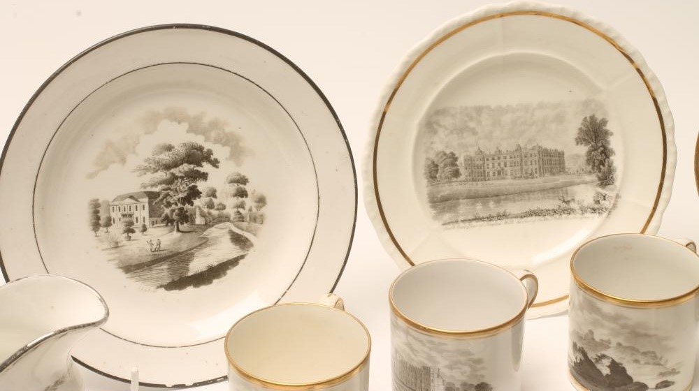 A COLLECTION OF ENGLISH PORCELAIN TEA WARES Image