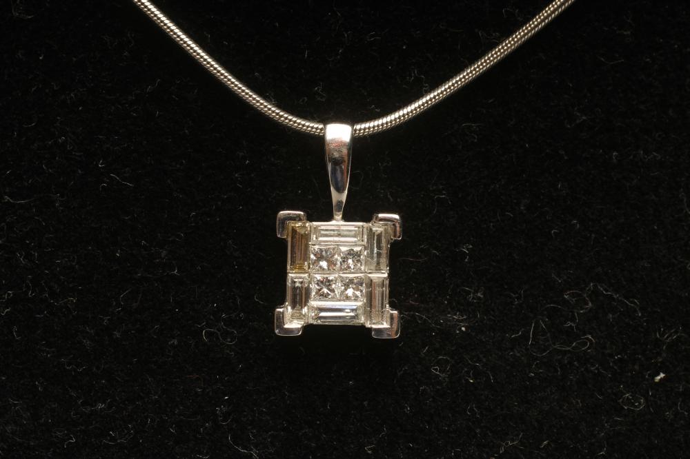 A MODERN DIAMOND PENDANT Image