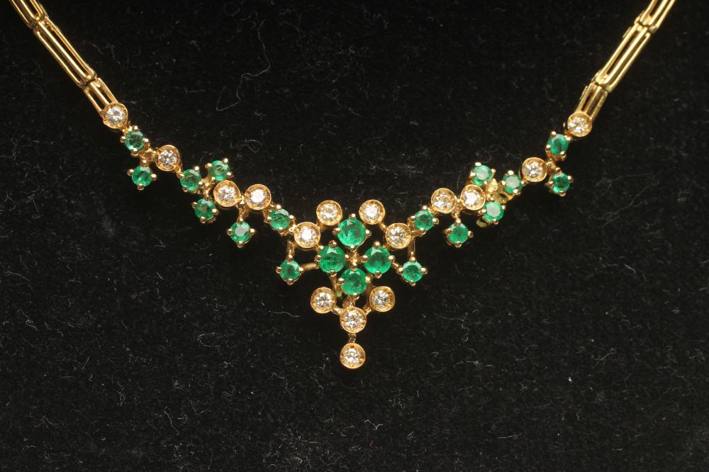 AN EMERALD AND DIAMOND NECKLACE Image