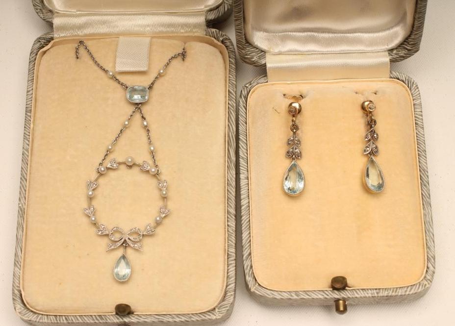 AN ART DECO AQUAMARINE Image