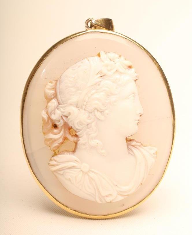A HARDSTONE CAMEO Image
