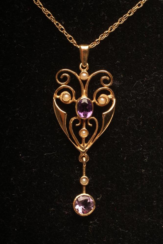 AN AMETHYST AND SEED PEARL PENDANT Image