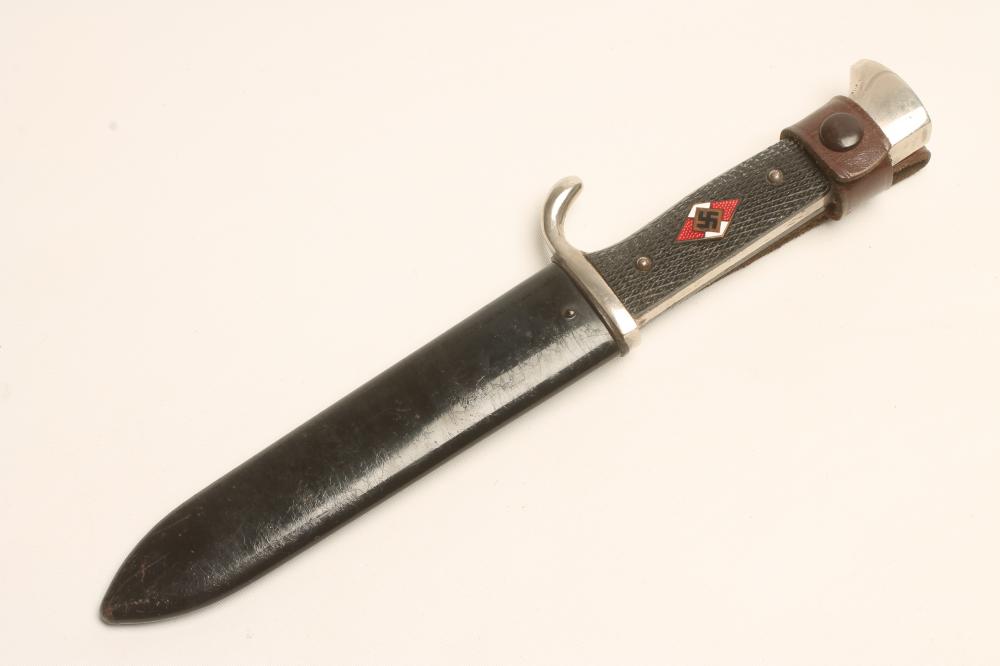 A GERMAN HITLER YOUTH DAGGER Image