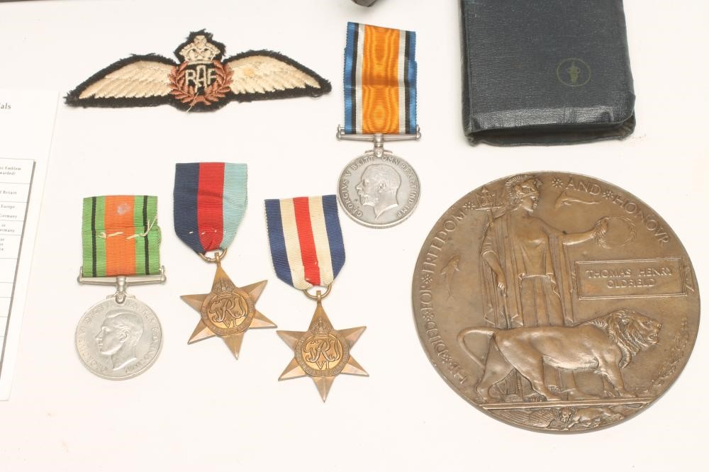 A FAMILY OF FIRST WORLD WAR MEDALS Image