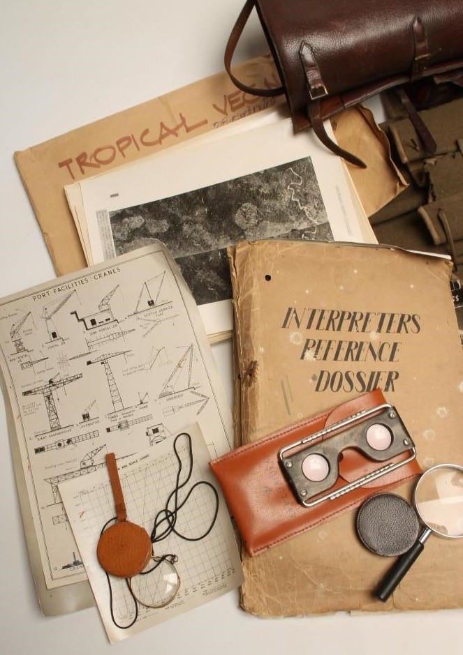 A COLLECTION OF SECOND WORLD WAR EPHEMERA Image