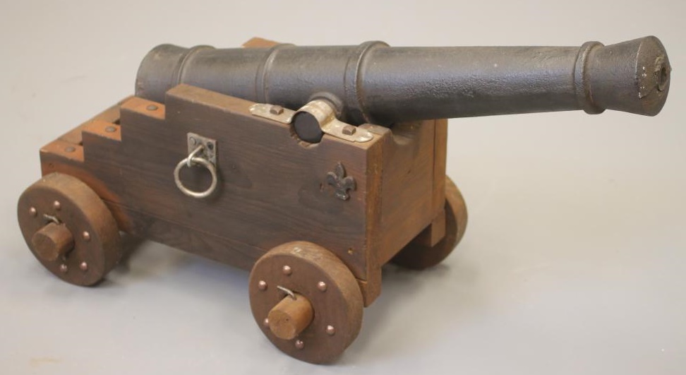 A REPLICA CANNON Image