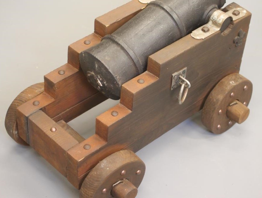 A REPLICA CANNON Image