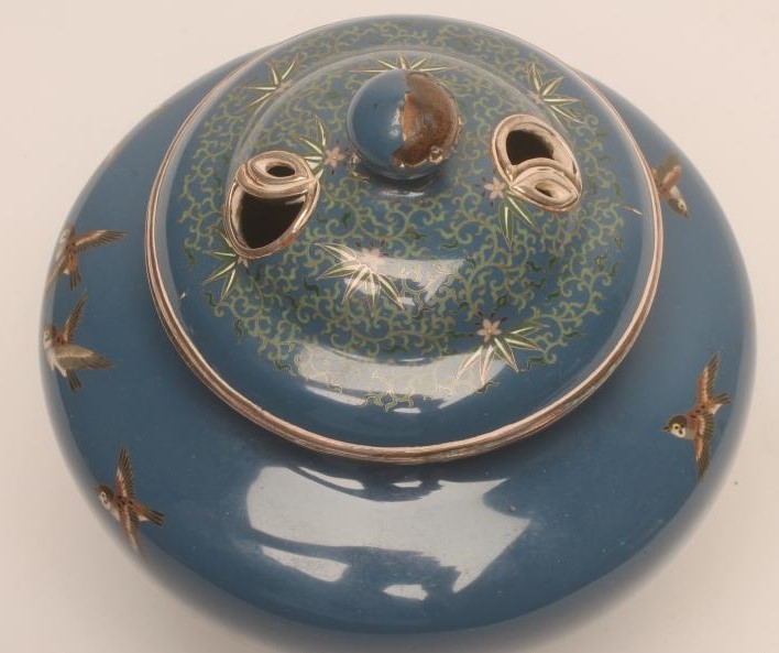 A JAPANESE CLOISONNE ENAMEL CENSOR AND COVER of baluster form raised upon three peg feet Image
