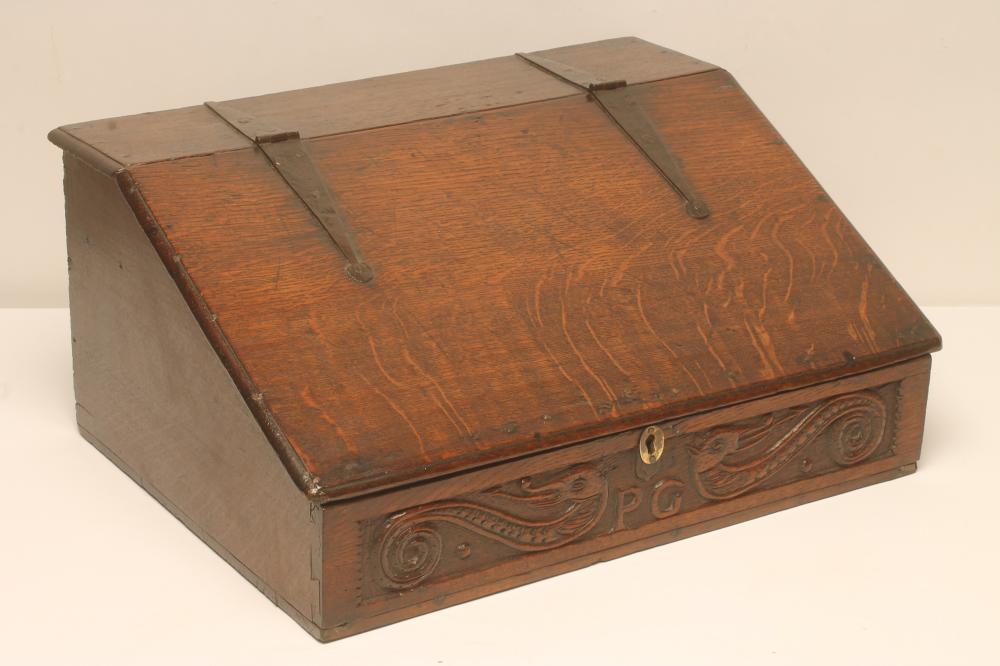 A GEORGIAN OAK BOARDED DESK BOX Image