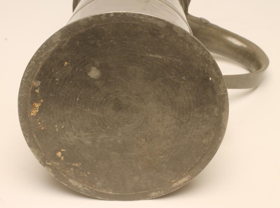 AN EXCEPTIONALLY LARGE EDINBURGH PEWTER FLAGON Image