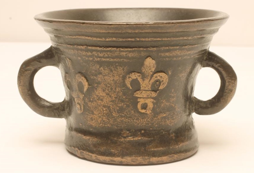 A BRONZE TWIN LUGGED MORTAR Image