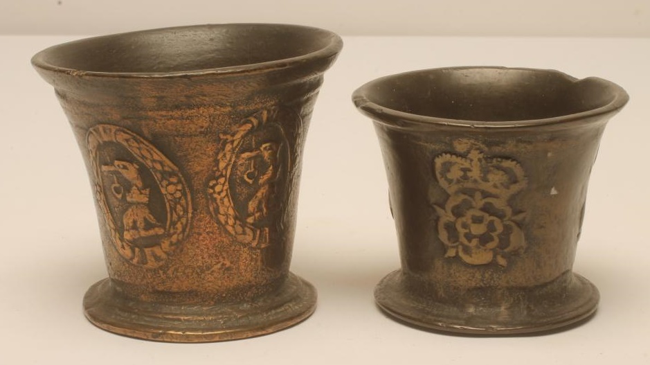 A BRONZE MORTAR Image