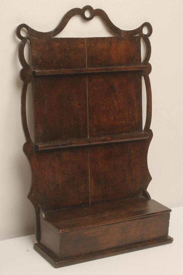 A GEORGIAN OAK SPOON RACK Image