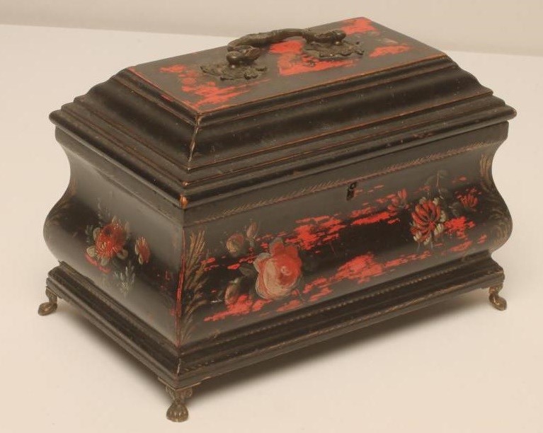 A GEORGIAN BLACK LACQUERED TEA CADDY Image