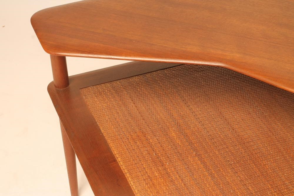 A PETER HVIDT FOR FRANCE & SON DANISH TEAK CORNER TABLE of two tier square form Image