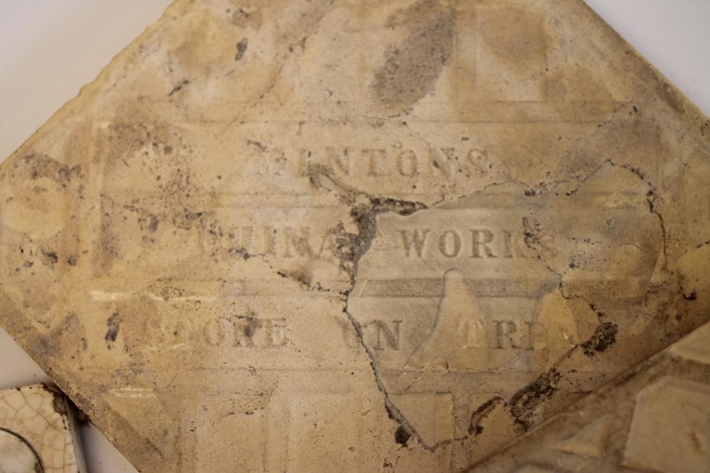 THREE MINTONS TILES Image