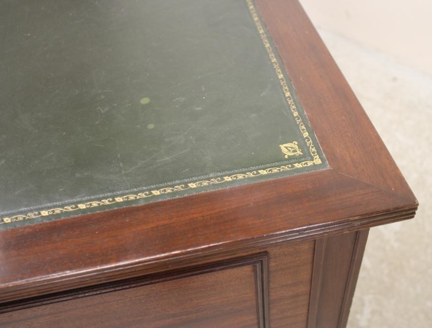 A MAHOGANY PARTNERS DESK Image