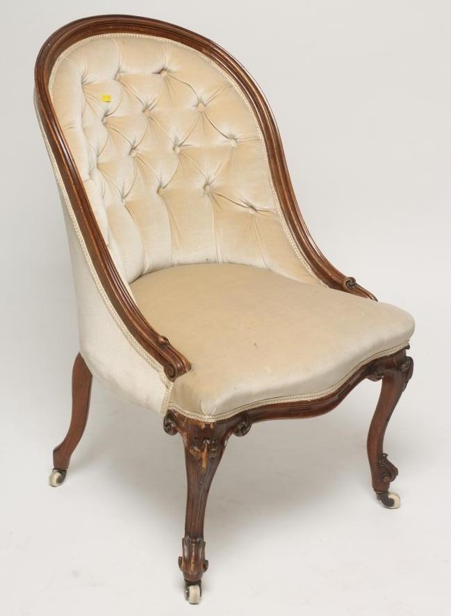 A VICTORIAN WALNUT SALON CHAIR of Grecian type Image