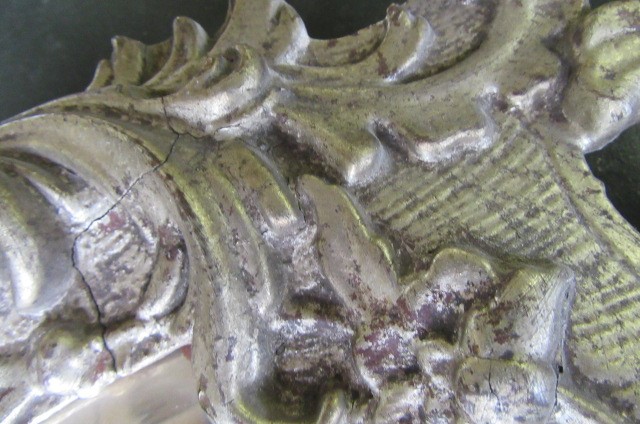 A GEORGIAN CARVED AND SILVERED WOOD PIER GLASS Image