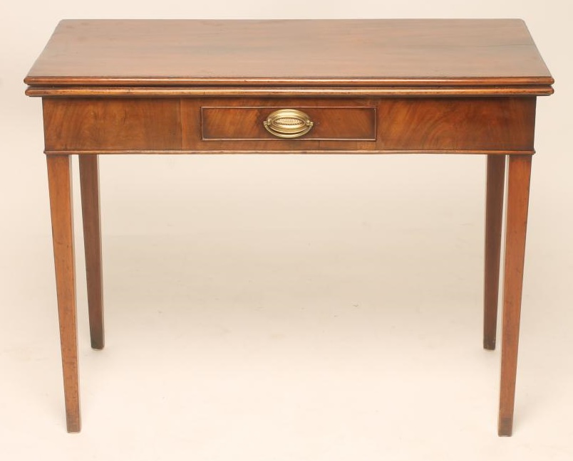 A GEORGIAN MAHOGANY FOLDING TEA TABLE Image