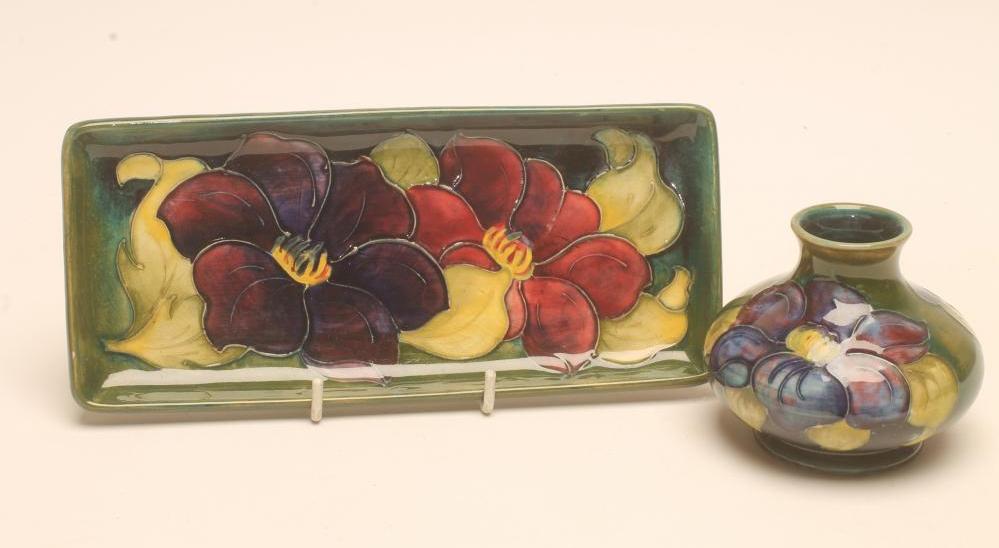 A MOORCROFT POTTERY TRAY Image