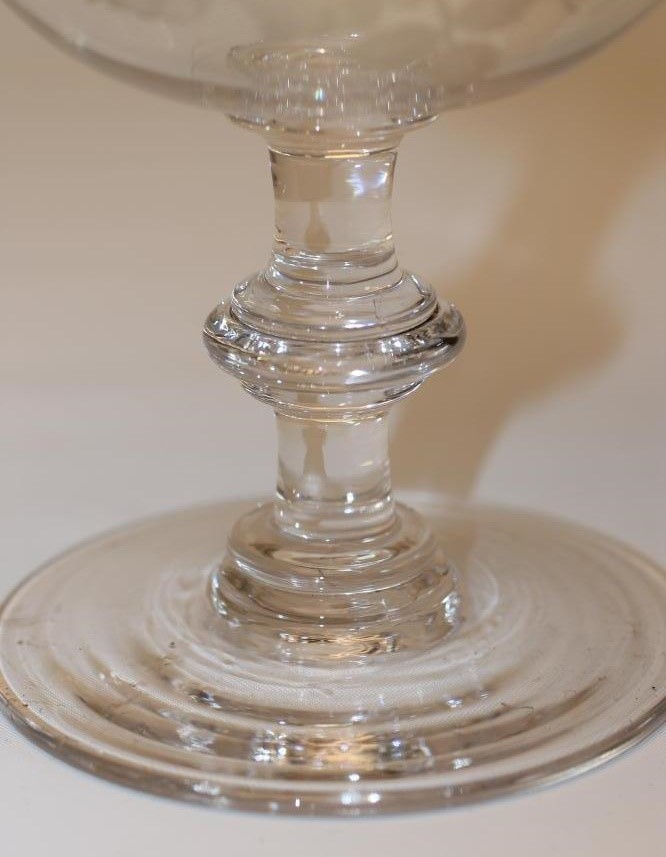 A LATE VICTORIAN GLASS GOBLET Image