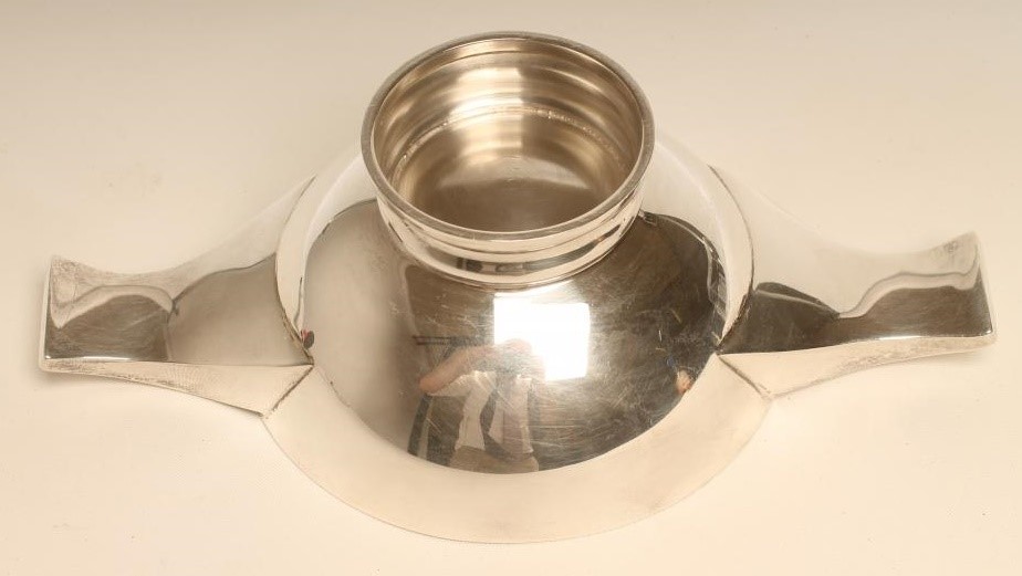 A SILVER QUAICHE Image