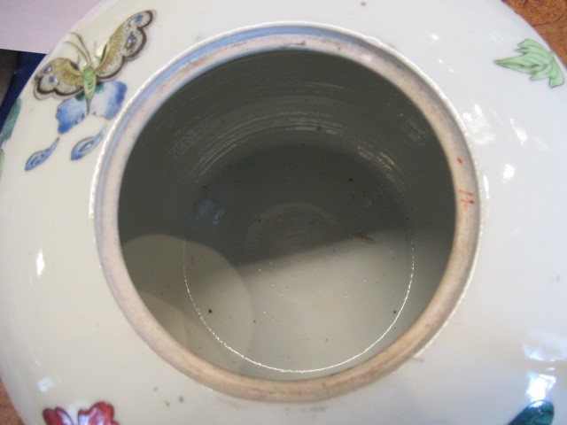 A CHINESE PORCELAIN JAR AND COVER of rounded cylindrical form Image