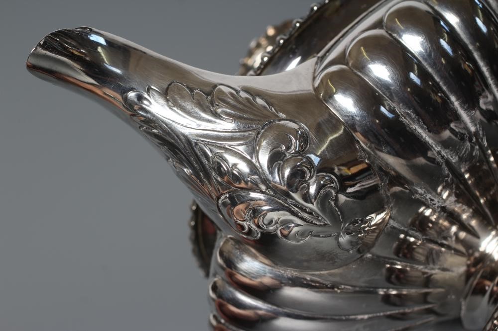 A GEORGE IV SILVER TEAPOT Image