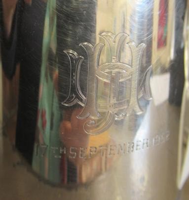 AN EDWARDIAN SILVER TANKARD Image
