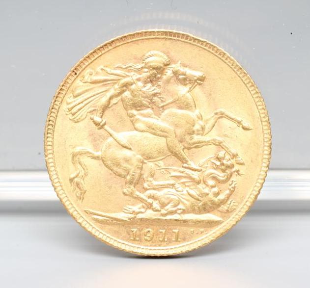 A GEORGE V SOVEREIGN, 1911, 8g (Est. plus 20% premium) Image