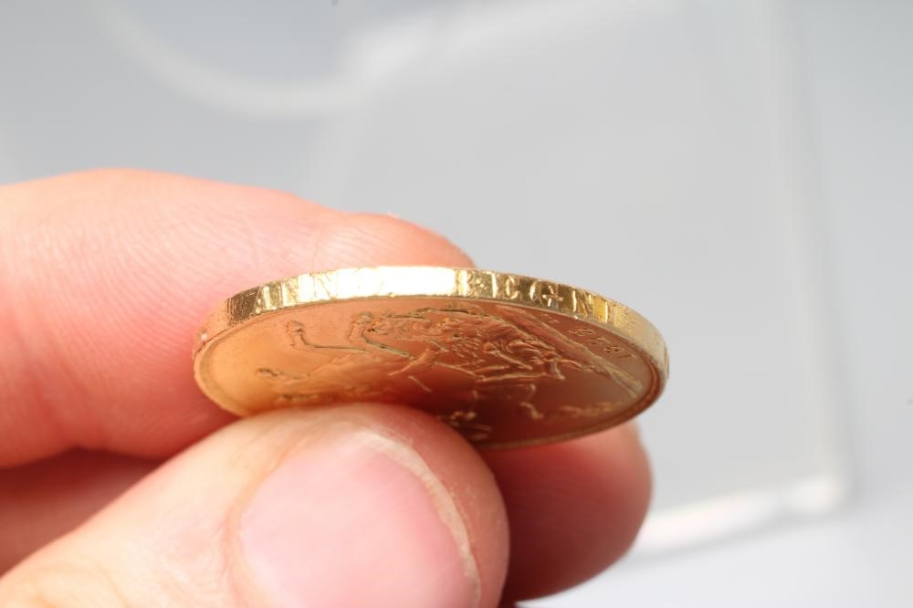 A GEORGE IV DOUBLE SOVEREIGN, 1823, 15.8g (Est. plus 20% premium) Image