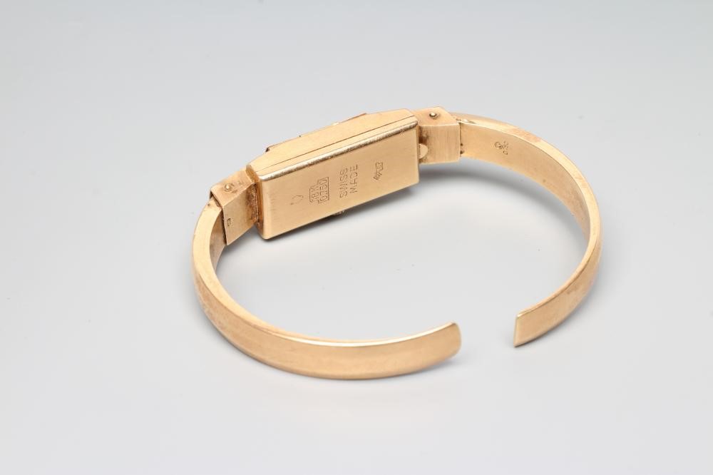 A TELOR BANGLE WATCH Image