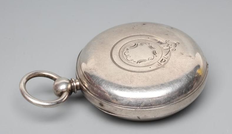 A LATE VICTORIAN KEY WIND SILVER POCKET WATCH Image