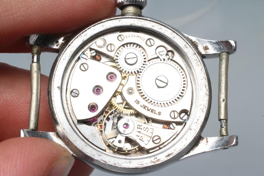 AN OYSTER WATCH COMPANY "JUNIOR SPORT" WRISTWATCH Image