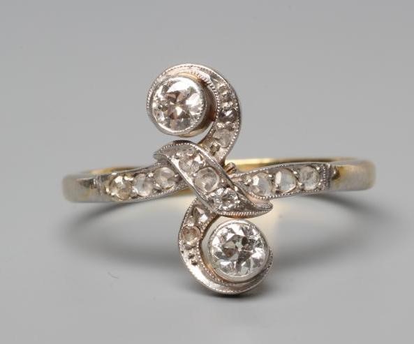 A DIAMOND RING Image