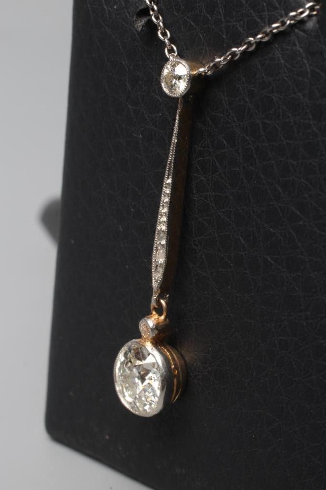 A DIAMOND PENDANT Image