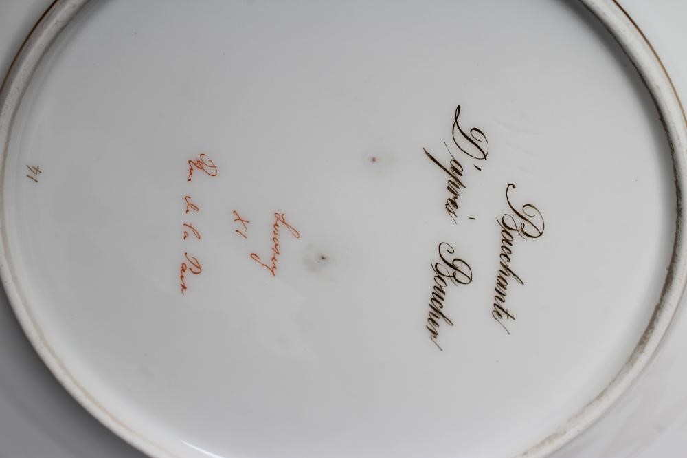 A PAIR OF FRENCH PORCELAIN CABINET PLATES Image