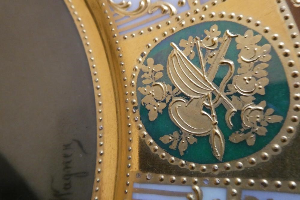 A PAIR OF ROSENTHAL PORCELAIN CABINET PLATES Image