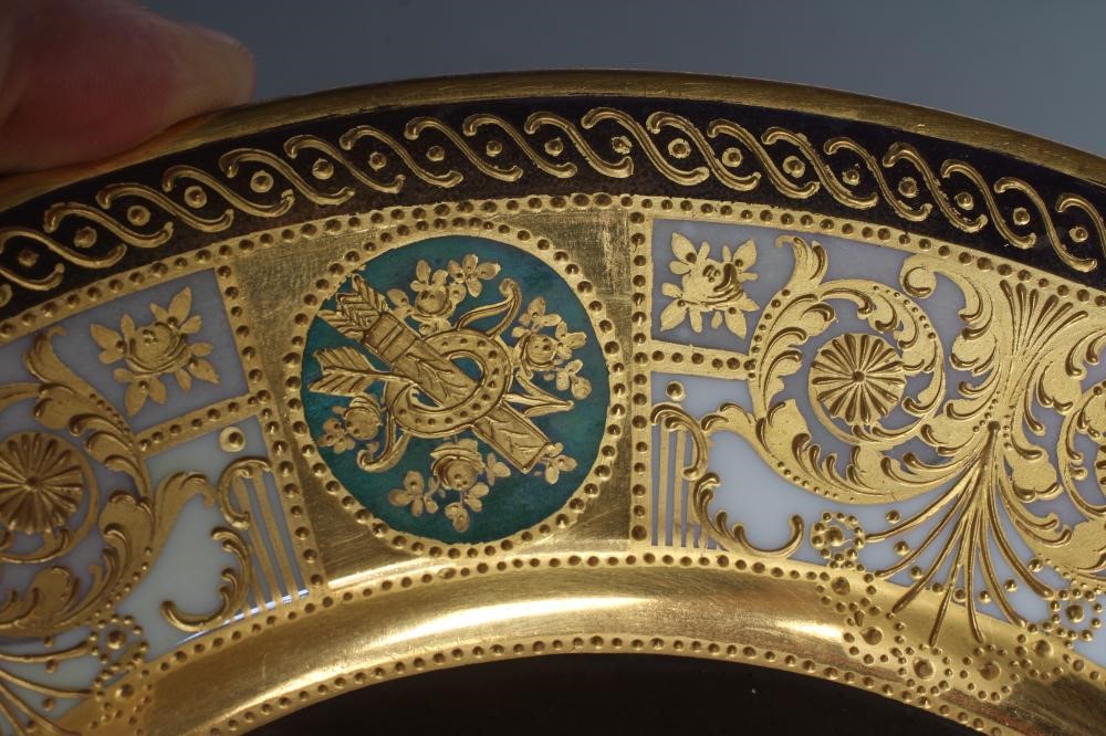 A PAIR OF ROSENTHAL PORCELAIN CABINET PLATES Image